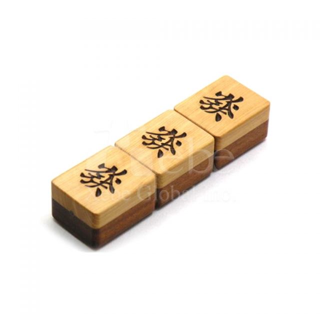 Maajan wooden USBCool gift ideas